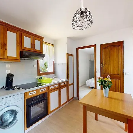 3 Bedroom In St Pere Mesnil-Saint-Père