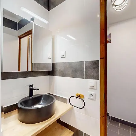 3 Bedroom In St Pere * Mesnil-Saint-Père